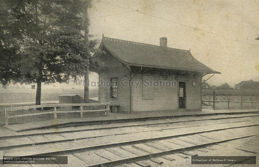 Postcard: Railroad Station, Hoxsie, Rhode Island